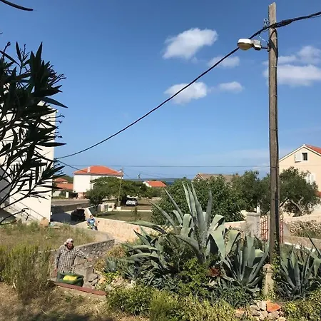 בית הארחה Klara