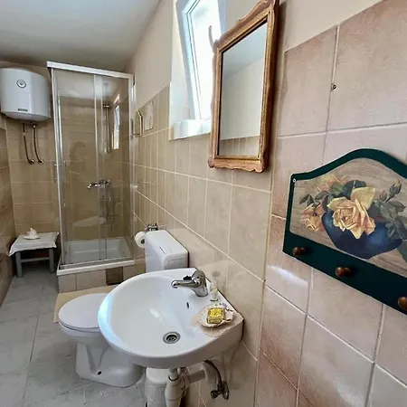 Gæstehus Klara Olib